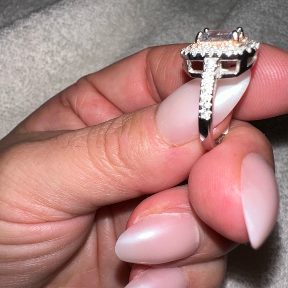 Emerald cut 2 karat lab diamonds sterling silver ring size 6 - Picture 2 of 7